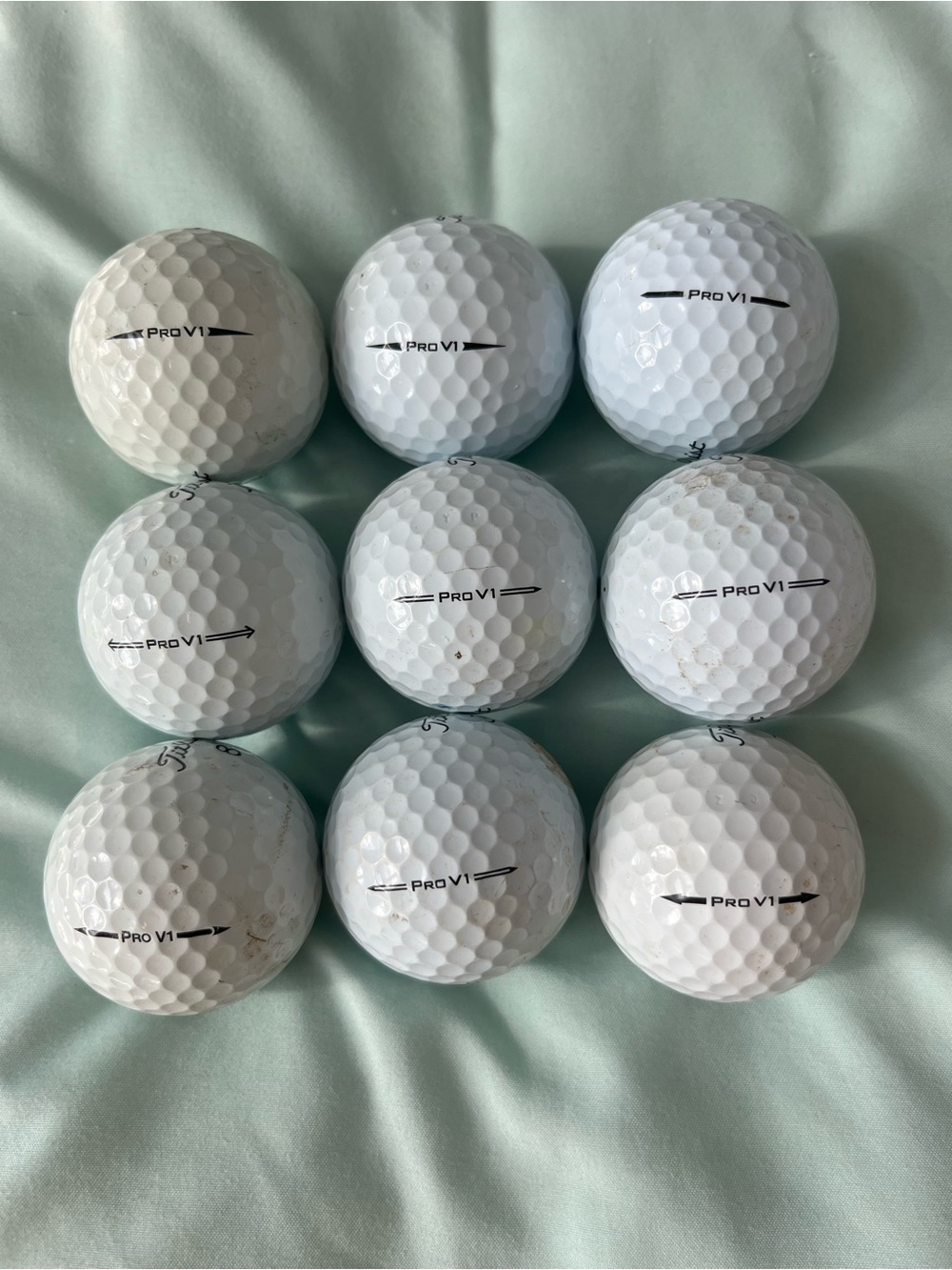Titleist Pro V1 White Golf Balls - Set of 9